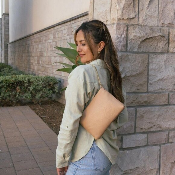 Italian Genuine Leather Handbag for Women Clutch Evening Bag Gold Chain Strap Sh - Picture 3 of 5